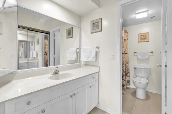 $2,000 | 18 Plantation Drive, Unit 206, Vero Beach, FL 32966