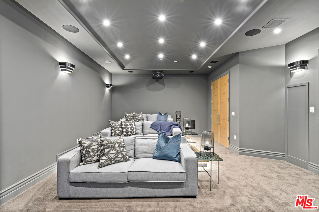 1014 Berkeley Street Santa Monica, CA 90403 - Photo 22 of 54