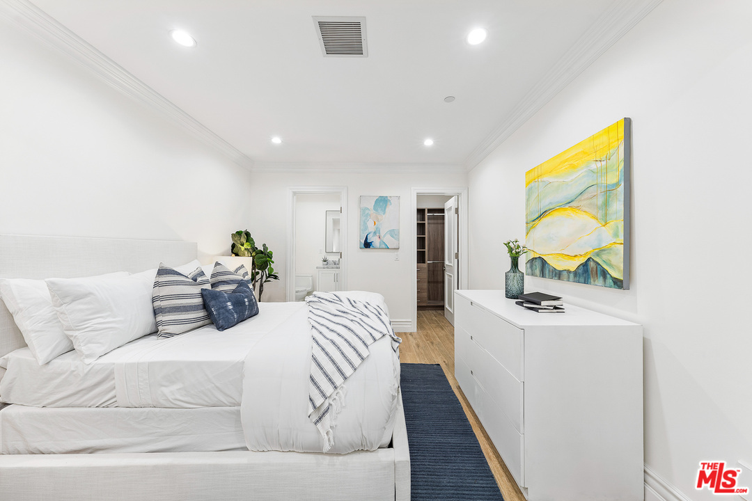 1014 Berkeley Street Santa Monica, CA 90403 - Photo 31 of 54