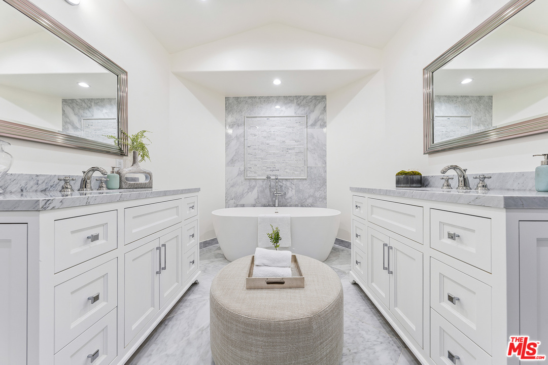 1014 Berkeley Street Santa Monica, CA 90403 - Photo 43 of 54