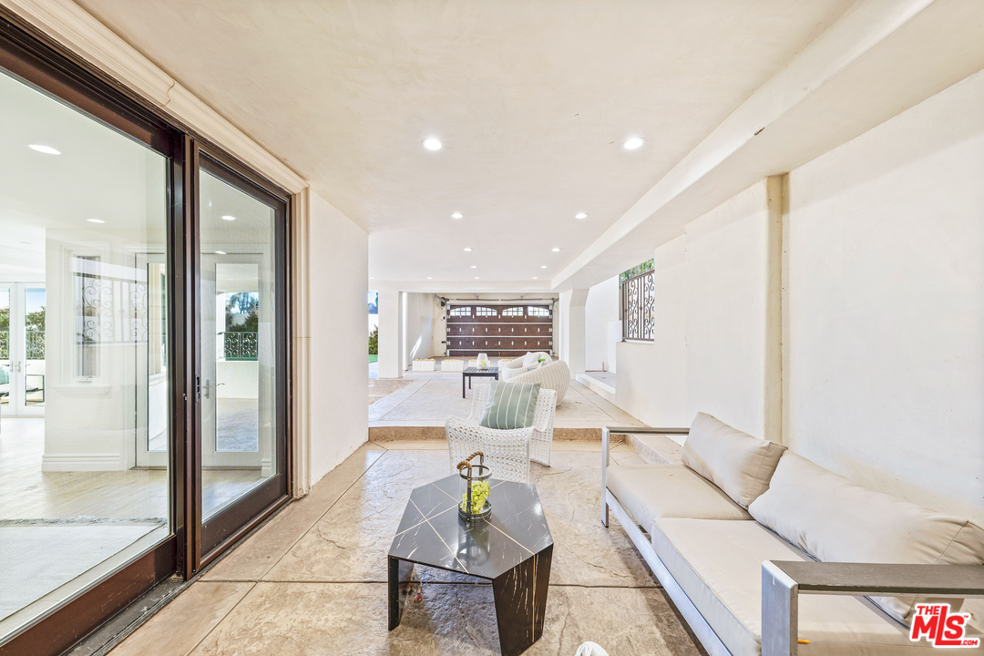 1014 Berkeley Street Santa Monica, CA 90403 - Photo 46 of 54