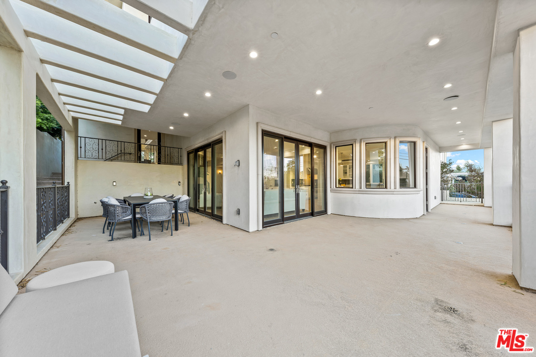 1014 Berkeley Street Santa Monica, CA 90403 - Photo 48 of 54