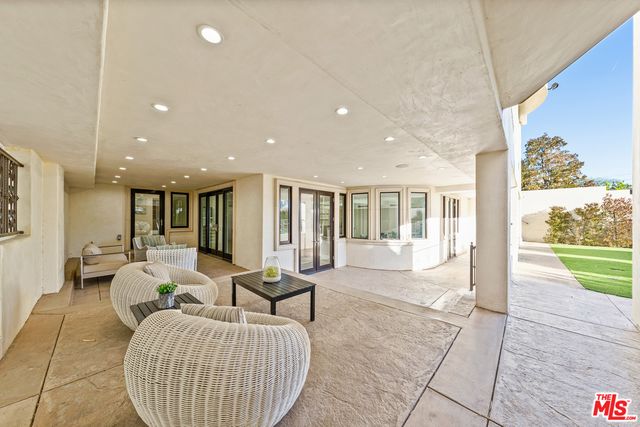 $5,850,000 | 1014 Berkeley Street, Santa Monica, CA 90403