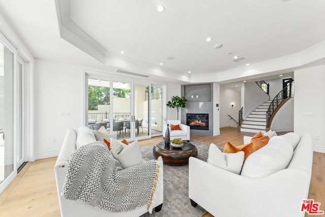 $5,850,000 | 1014 Berkeley Street, Santa Monica, CA 90403