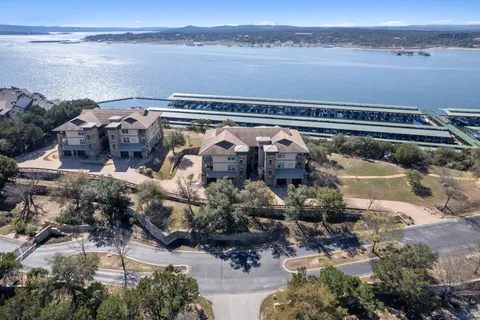 $350,000 | 6608 Lantern View Drive, Unit 102, Jonestown, TX 78645