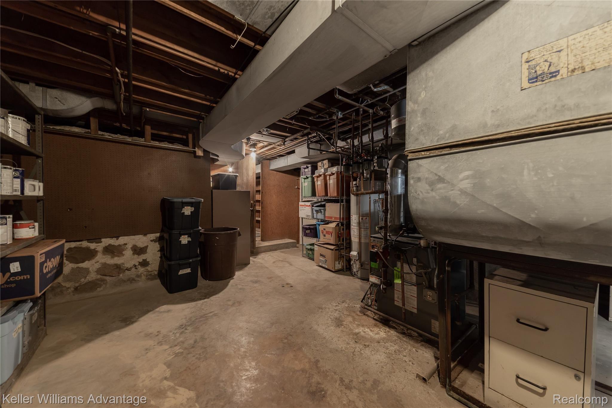 26850 Halsted Road Farmington, MI 48331 - Photo 55 of 75 DEAN _ Farmington Hills-54.jpg