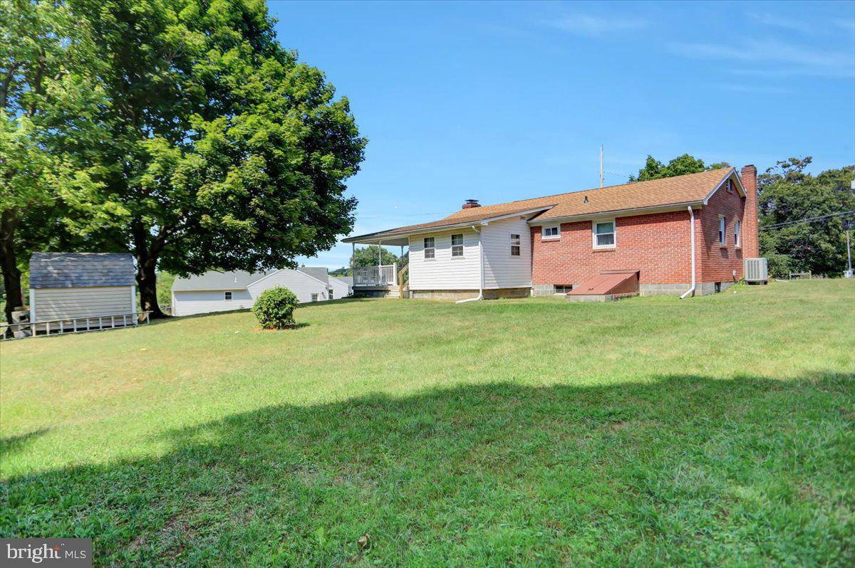 8275 Tomstown Road Waynesboro, PA 17268 - Photo 27 of 32 Gallery Image 27