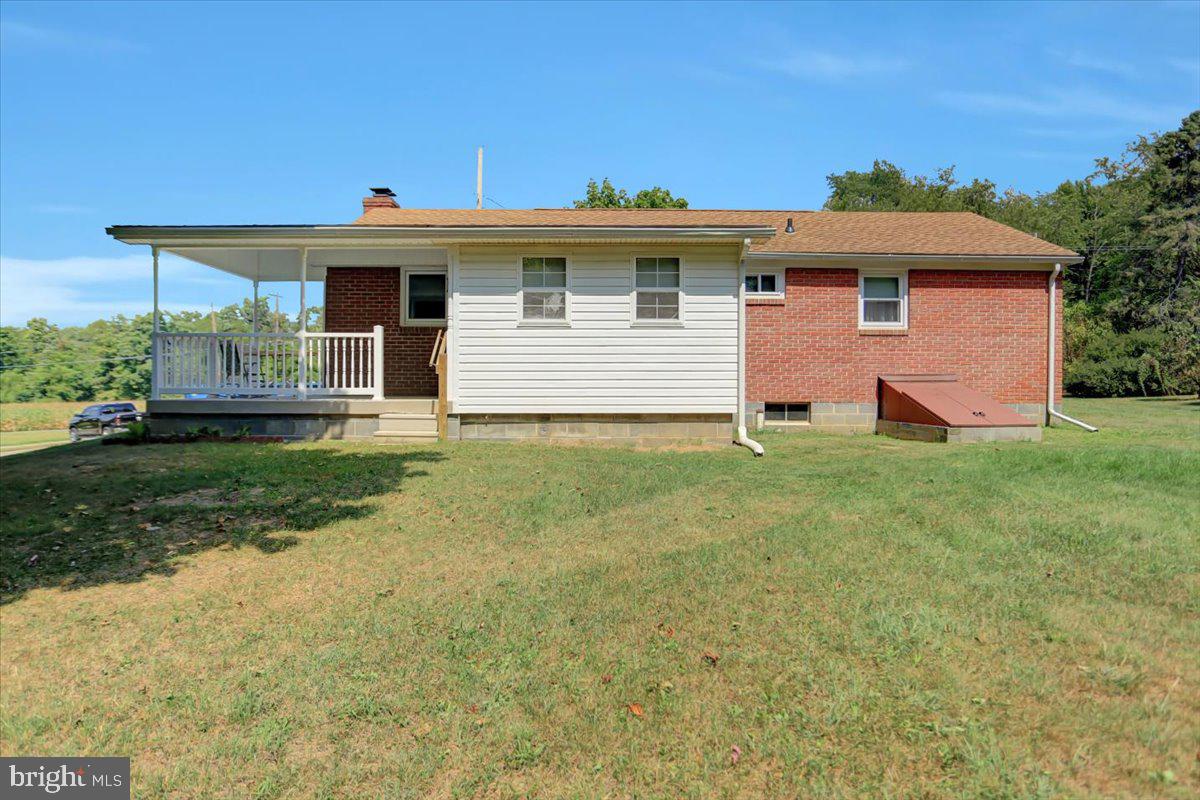 8275 Tomstown Road Waynesboro, PA 17268 - Photo 28 of 32 Gallery Image 28
