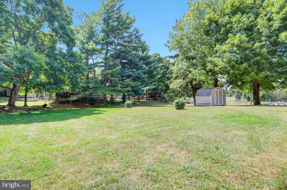 8275 Tomstown Road Waynesboro, PA 17268 - Photo 29 of 32 Gallery Image 29