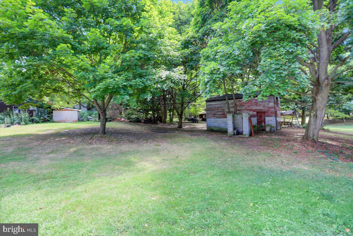 8275 Tomstown Road Waynesboro, PA 17268 - Photo 30 of 32 Gallery Image 30