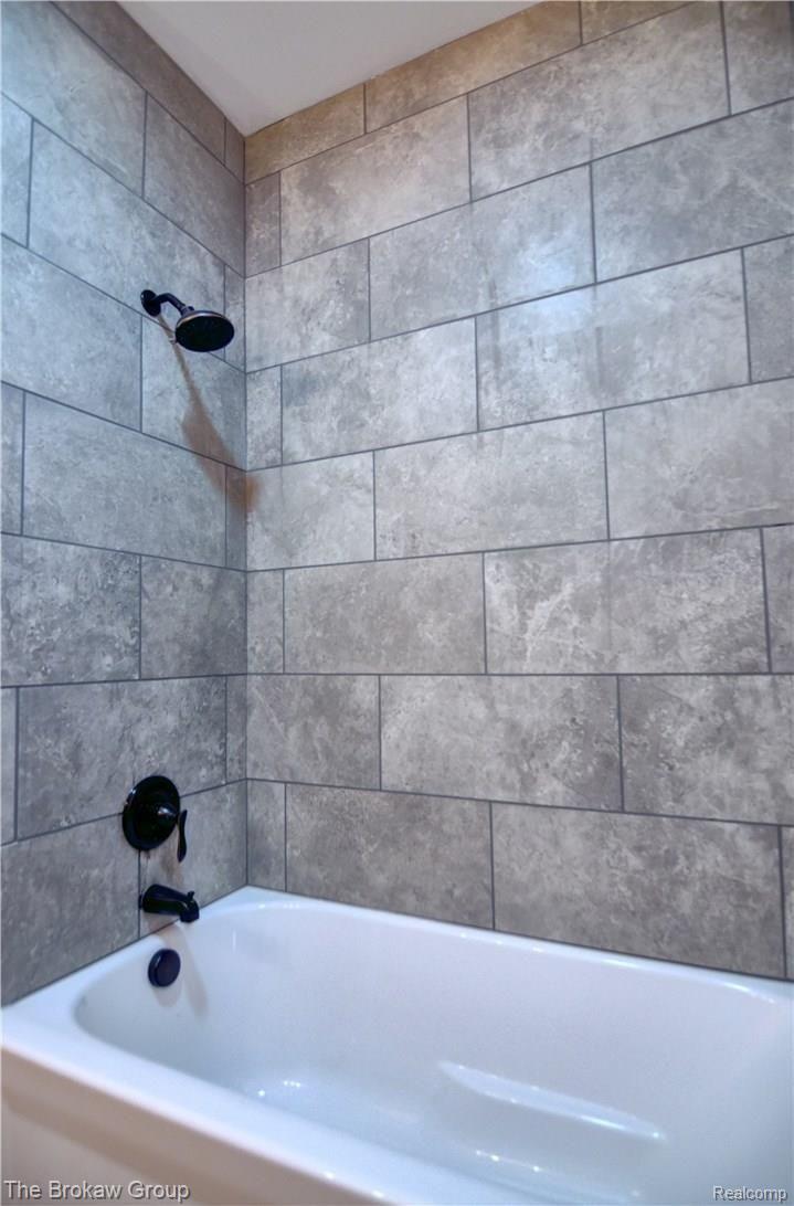1218 Rutherford Street Lapeer, MI 48446 - Photo 12 of 22 _DSC0293_4_5_fused.jpg