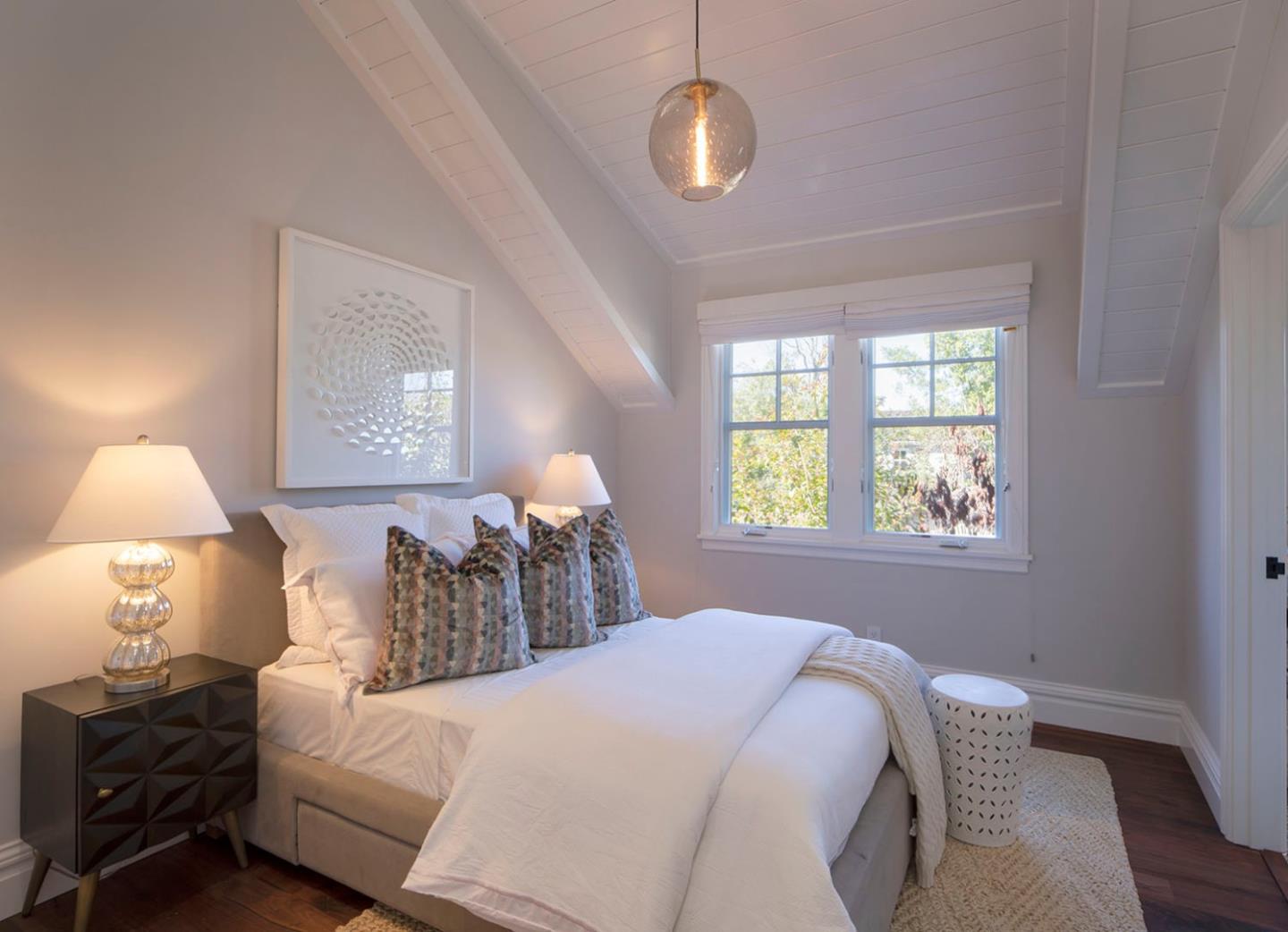 240 Princeton Road Menlo Park, CA 94025 - Photo 18 of 28 Gallery Image 18