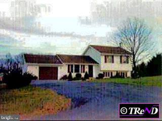 33 Tweed Road Oxford, PA 19363 - Photo 1 of 1 Gallery Image 1