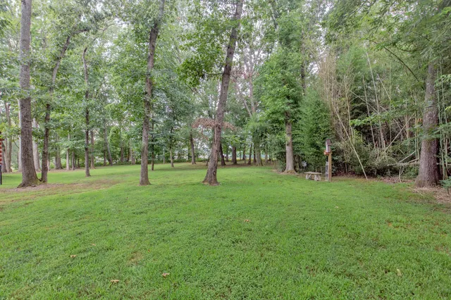 $950,000 | 4210 Highway 76, Cottontown, TN 37048