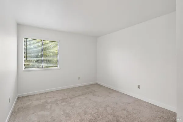 $460,000 | 230 Courtyards East, Windsor, CA 95492