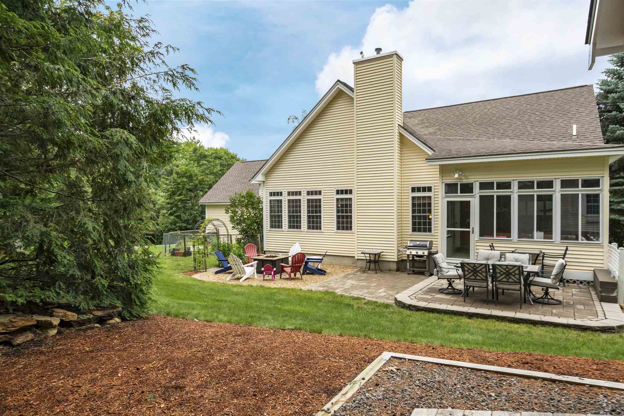 247 Pulpit Road Bedford, NH 03110 - Photo 27 of 37 Gallery Image 27