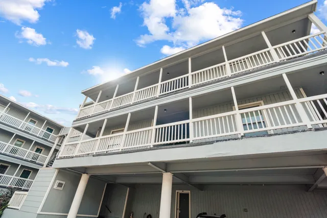 $105,000 | 4011 NASA Road 1, Unit 506, Seabrook, TX 77586