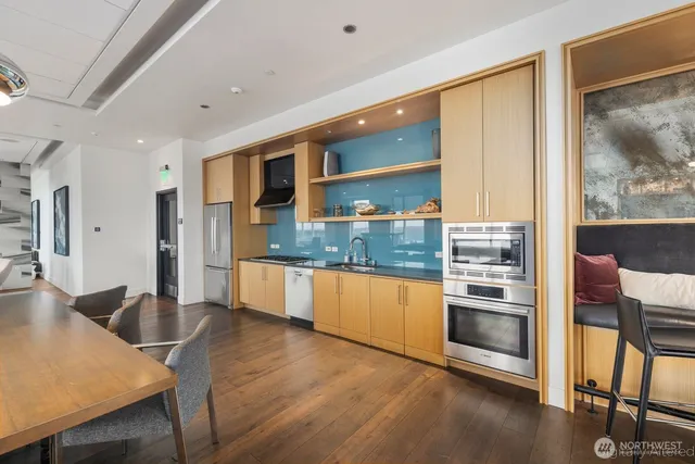 $699,500 | 1321 Seneca Street, Unit 307, Seattle, WA 98101
