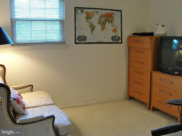 110 Wayland Road Delran, NJ 08075 - Photo 14 of 17 Bedroom 5