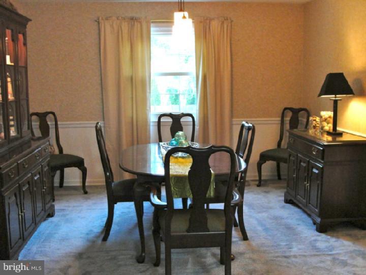 110 Wayland Road Delran, NJ 08075 - Photo 5 of 17 Dining Room