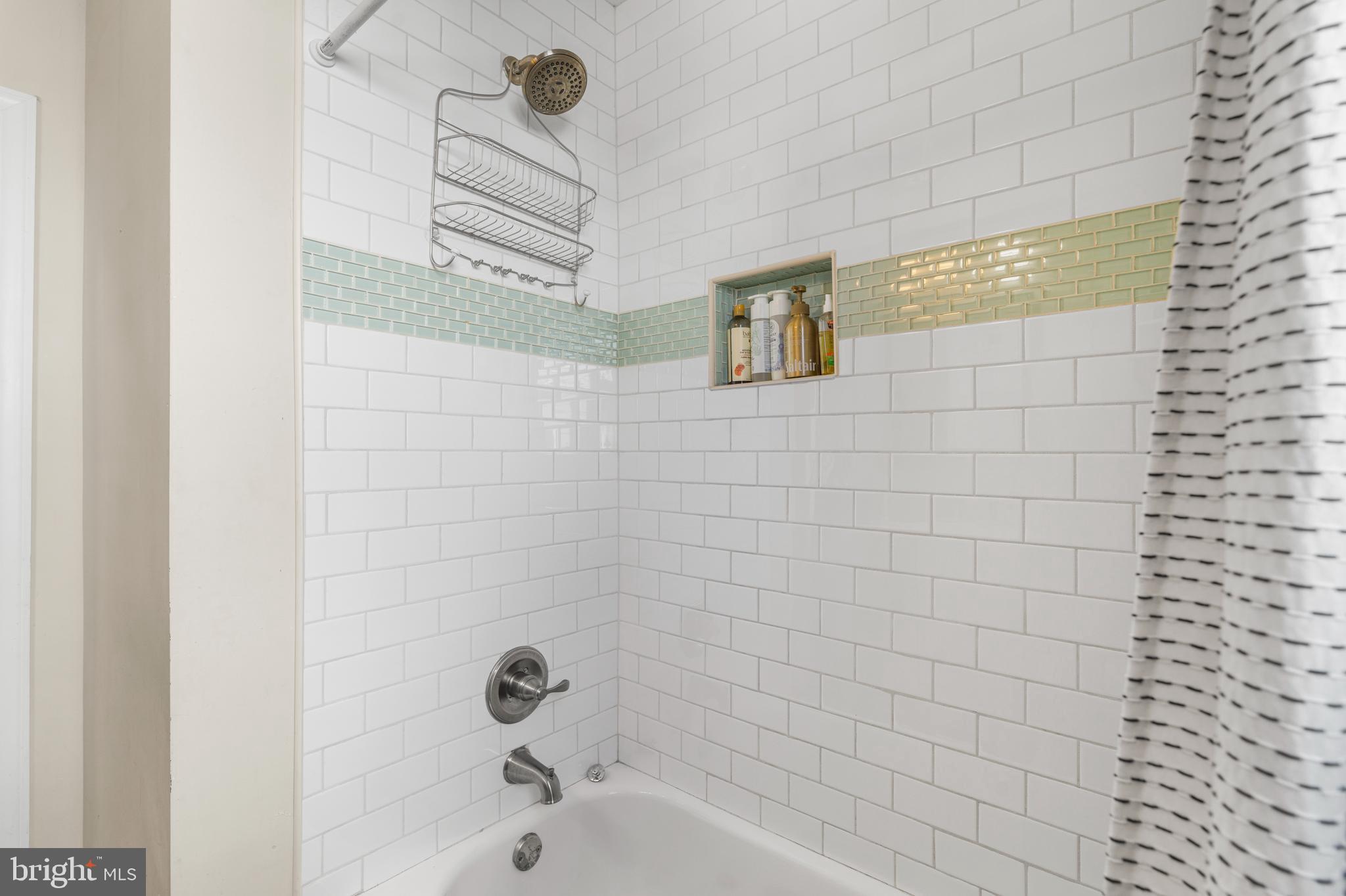 2717 Glendale Road Baltimore, MD 21234 - Photo 19 of 37 Main level bathroom