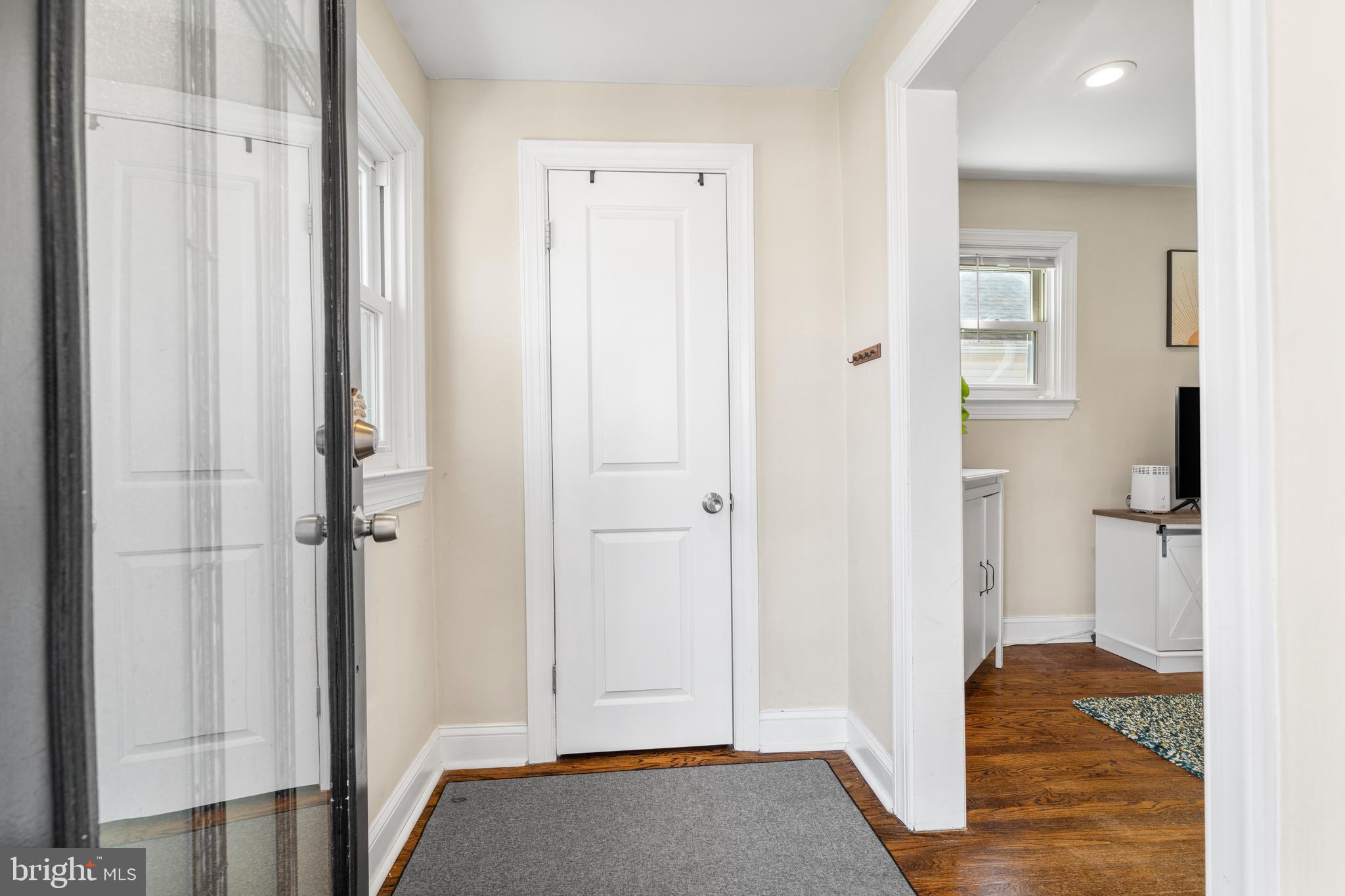 2717 Glendale Road Baltimore, MD 21234 - Photo 6 of 37 Mud Room