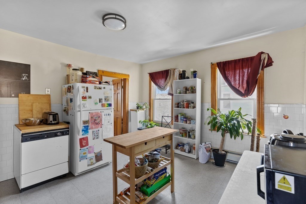 63 Marshfield Street Boston, MA 02119 - Photo 20 of 33