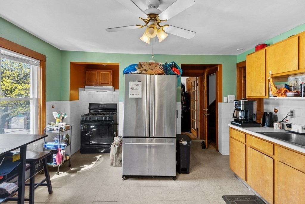 63 Marshfield Street Boston, MA 02119 - Photo 25 of 33