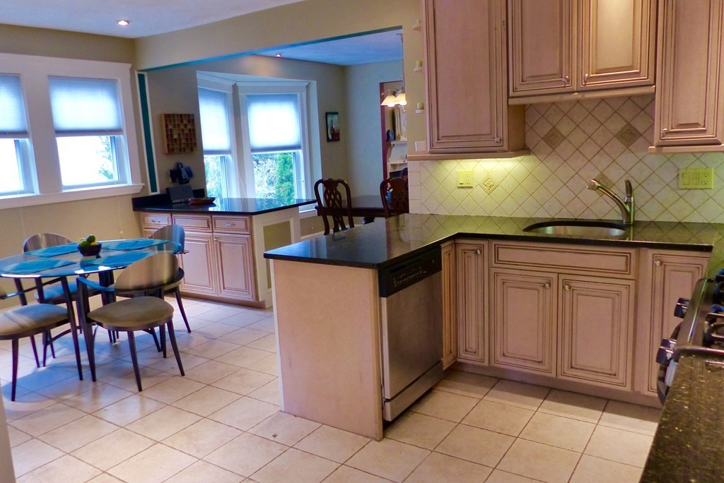 15 Ricker Terrace, Unit 1 Newton, MA 02458 - Photo 12 of 30 Gallery Image 12
