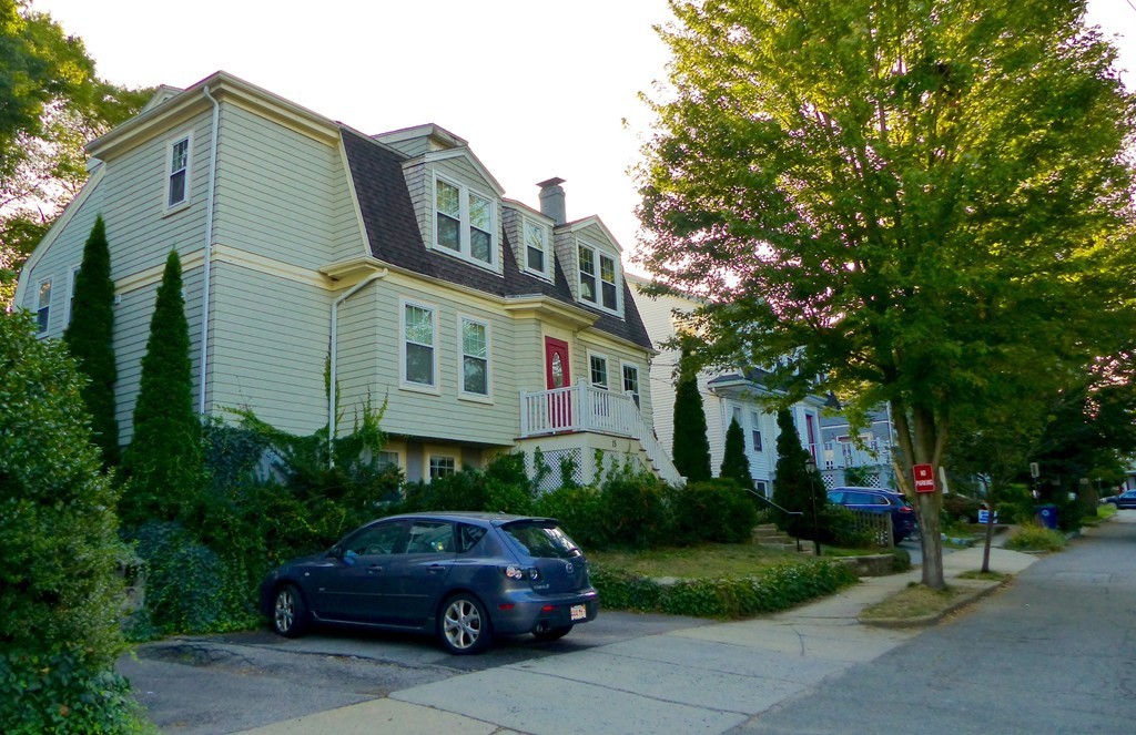 15 Ricker Terrace, Unit 1 Newton, MA 02458 - Photo 3 of 30 Gallery Image 3