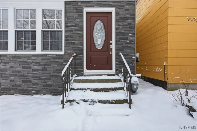 $229,900 | 303 Potomac Avenue, Buffalo, NY 14213