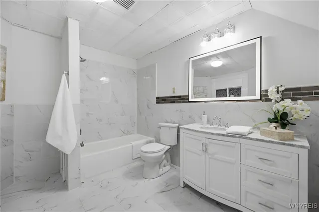 $229,900 | 303 Potomac Avenue, Buffalo, NY 14213