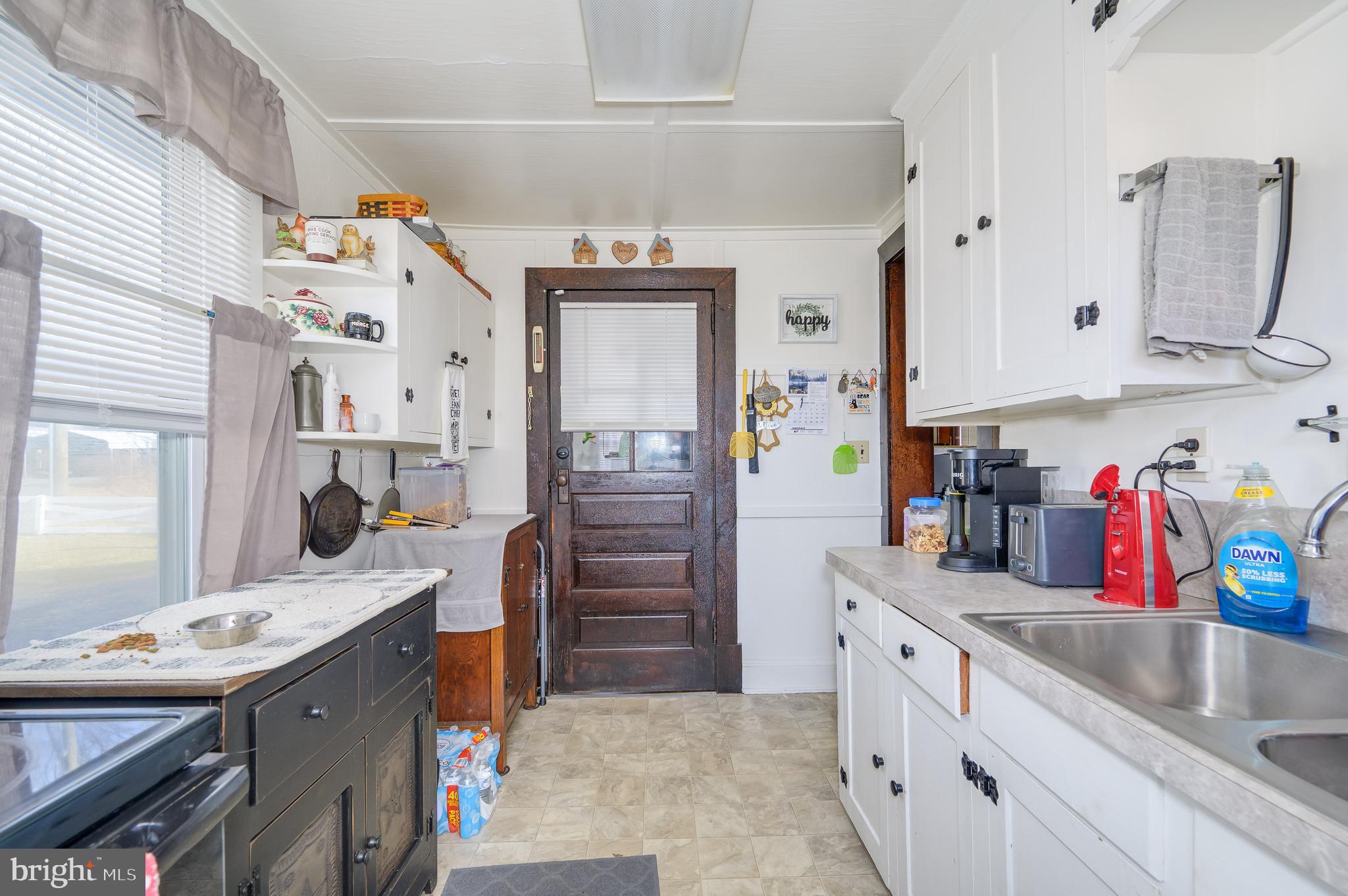 139 Bryarly Road Winchester, VA 22603 - Photo 5 of 58 Kitchen