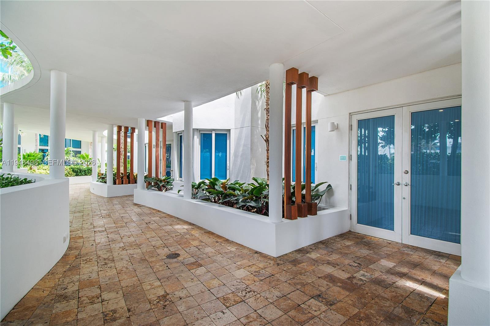 50 South Pointe Drive, Unit TWN2 Miami Beach, FL 33139 - Photo 20 of 30