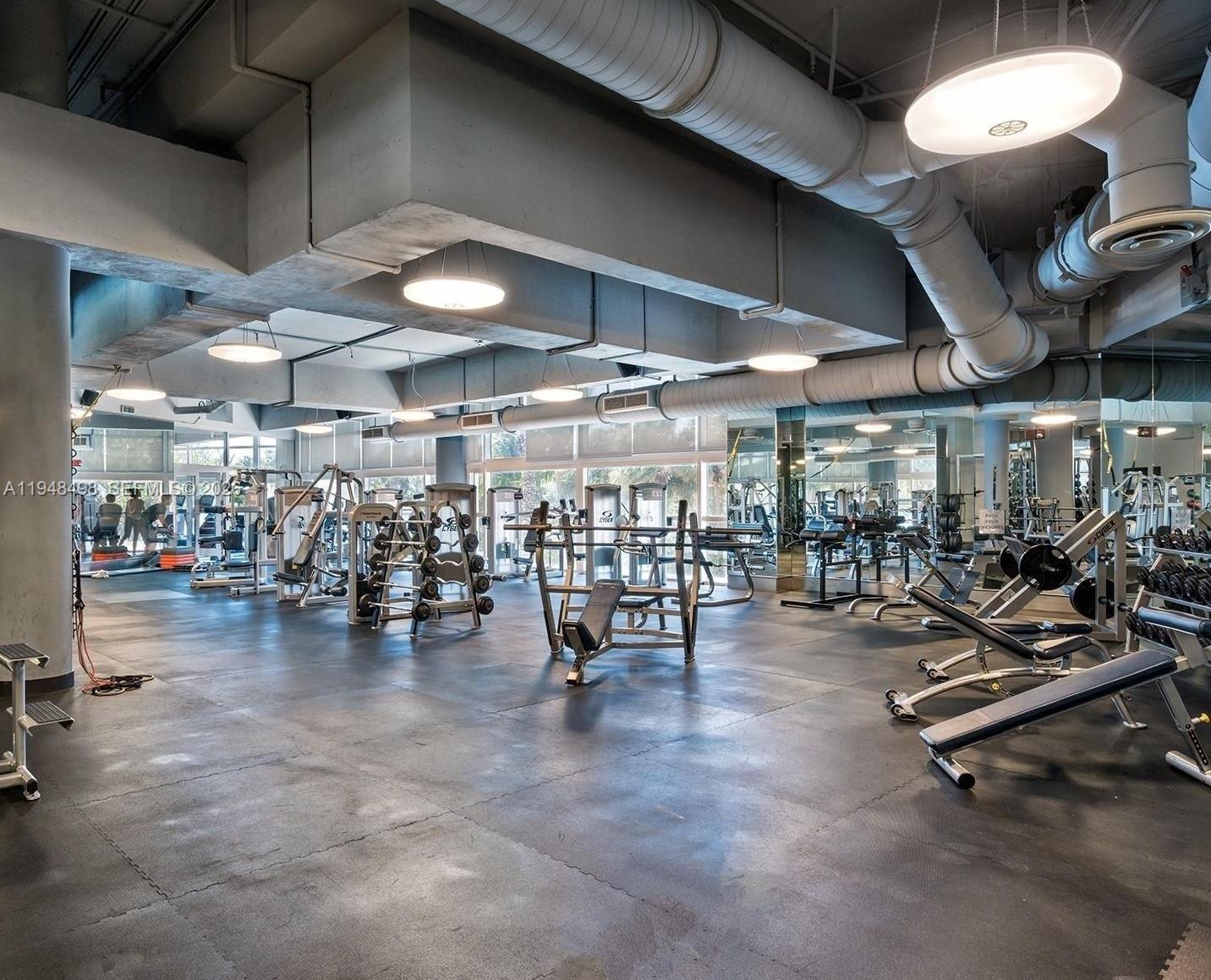 50 South Pointe Drive, Unit TWN2 Miami Beach, FL 33139 - Photo 25 of 30