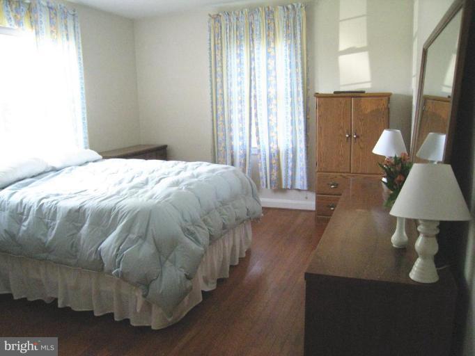 225 Sycamore Road Linthicum Heights, MD 21090 - Photo 10 of 12 Master Bedroom