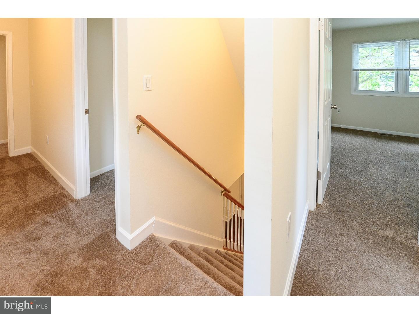 1012 Bridgeboro Road Beverly, NJ 08010 - Photo 14 of 22 Hallway
