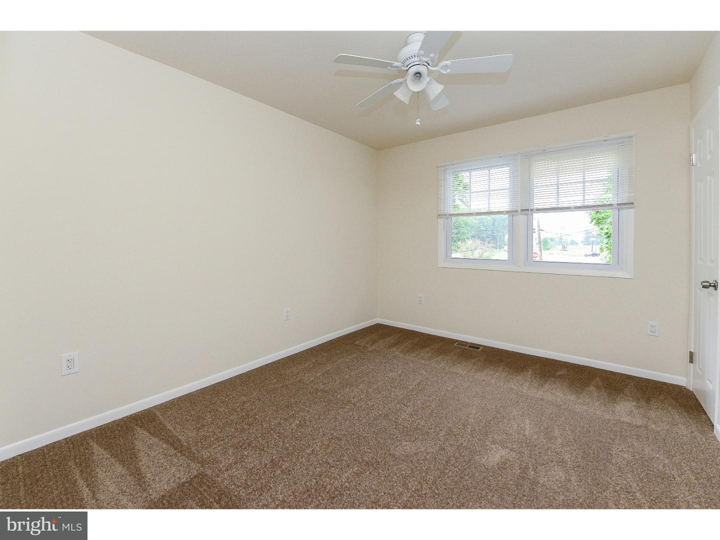 1012 Bridgeboro Road Beverly, NJ 08010 - Photo 17 of 22 Bedroom 2