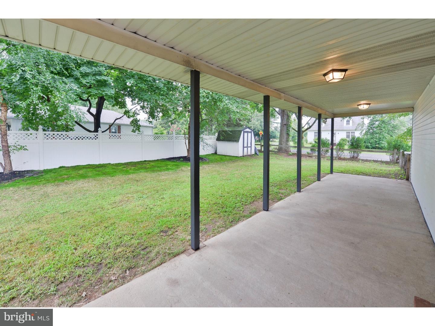 1012 Bridgeboro Road Beverly, NJ 08010 - Photo 21 of 22 Porch