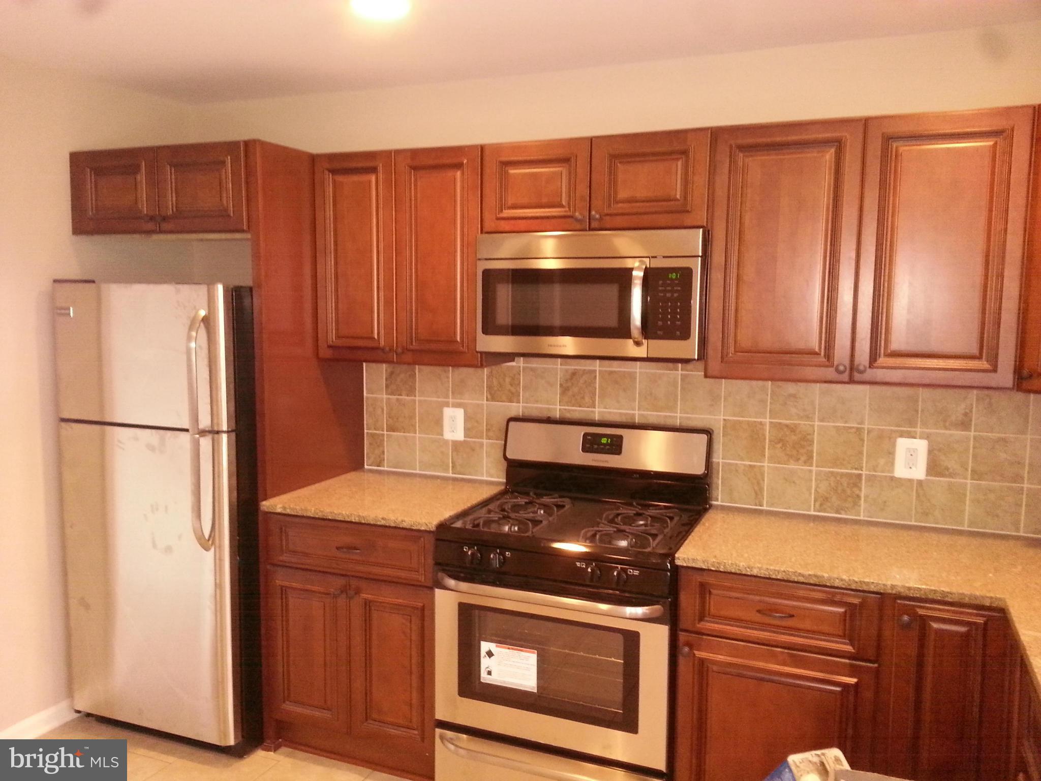 202 West Arundel Road Baltimore, MD 21225 - Photo 2 of 12 Kitchen