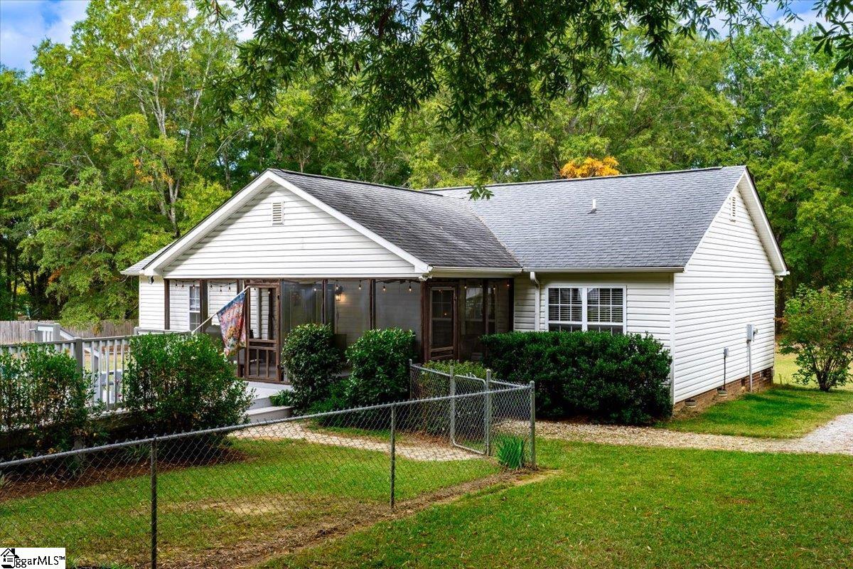 2149 Indian Mound Road Laurens, SC 29360 - Photo 29 of 36