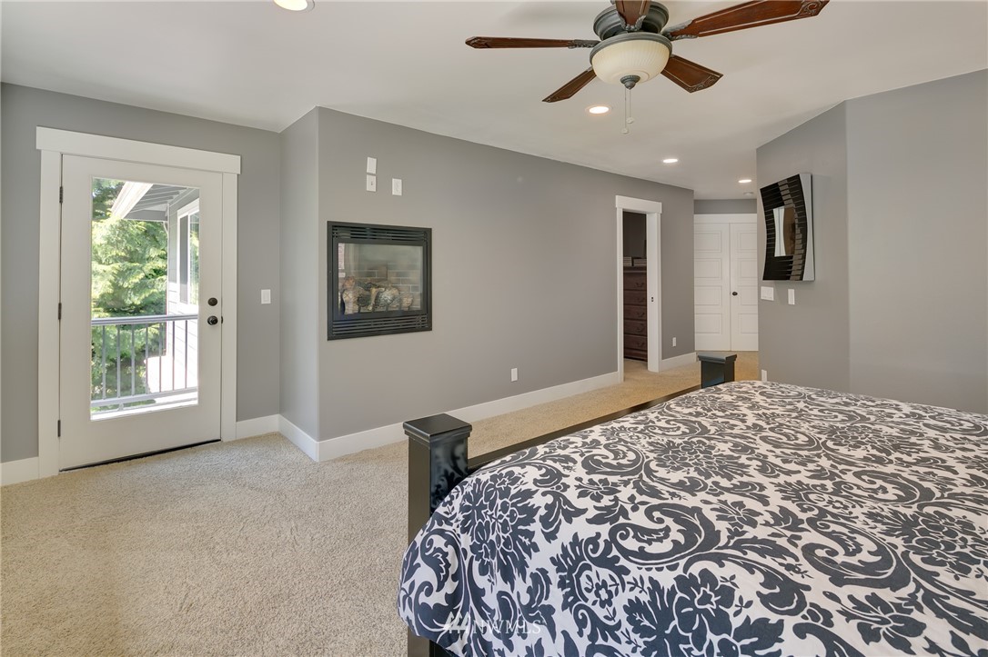 7039 Meadowdale Beach Road Edmonds, WA 98026 - Photo 15 of 25 Gallery Image 15
