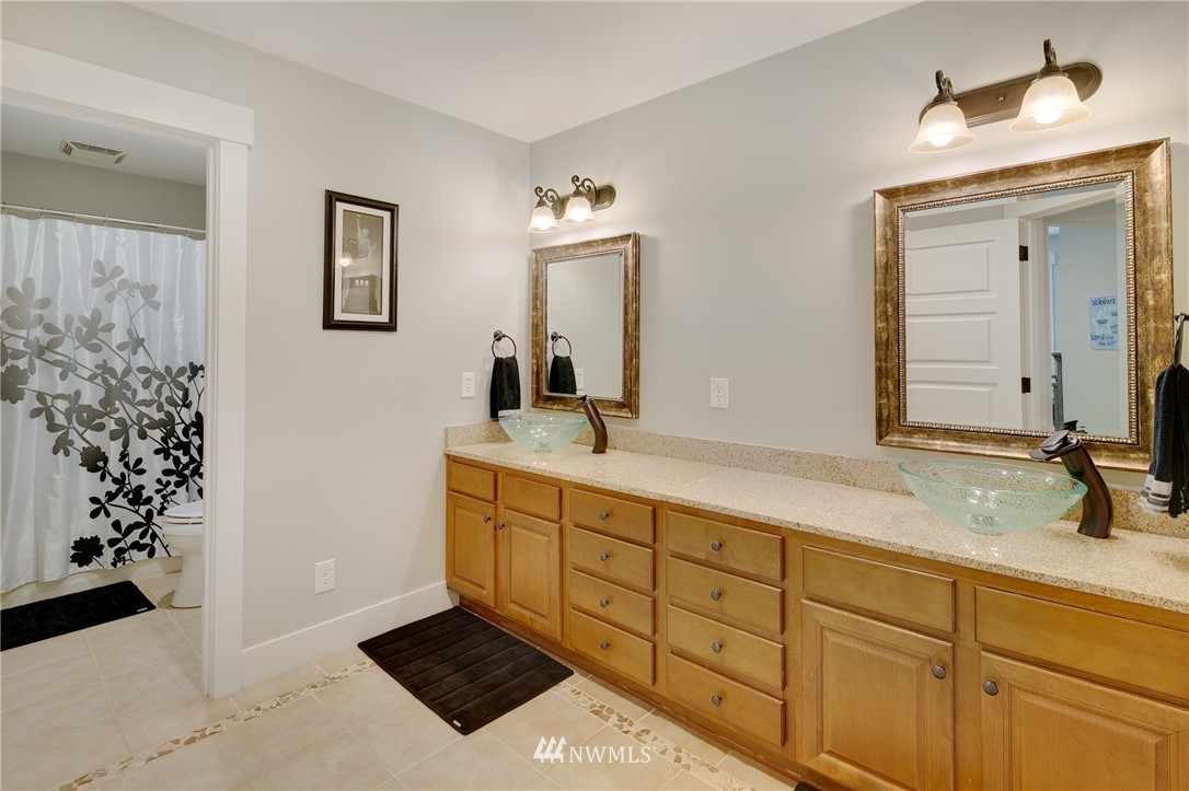 7039 Meadowdale Beach Road Edmonds, WA 98026 - Photo 21 of 25 Gallery Image 21