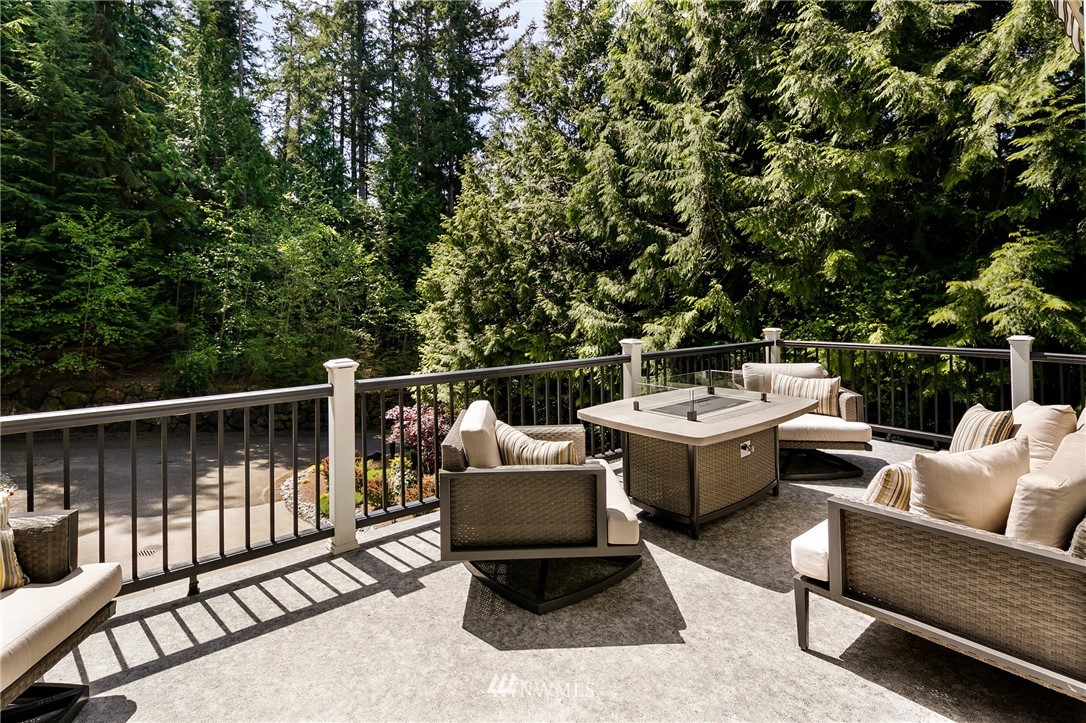 7039 Meadowdale Beach Road Edmonds, WA 98026 - Photo 24 of 25 Gallery Image 24