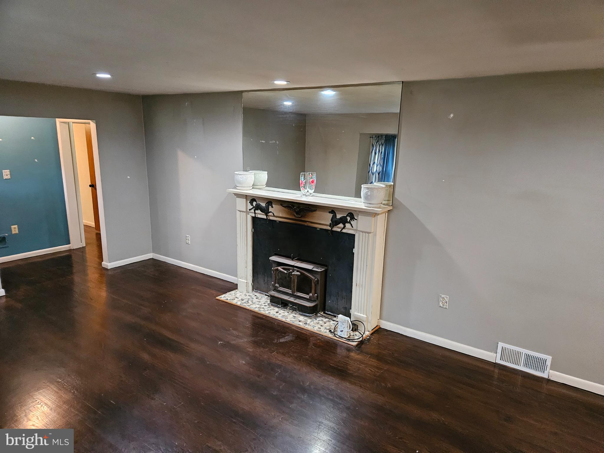 18 Ravine Road Ewing, NJ 08628 - Photo 11 of 28 Fireplace