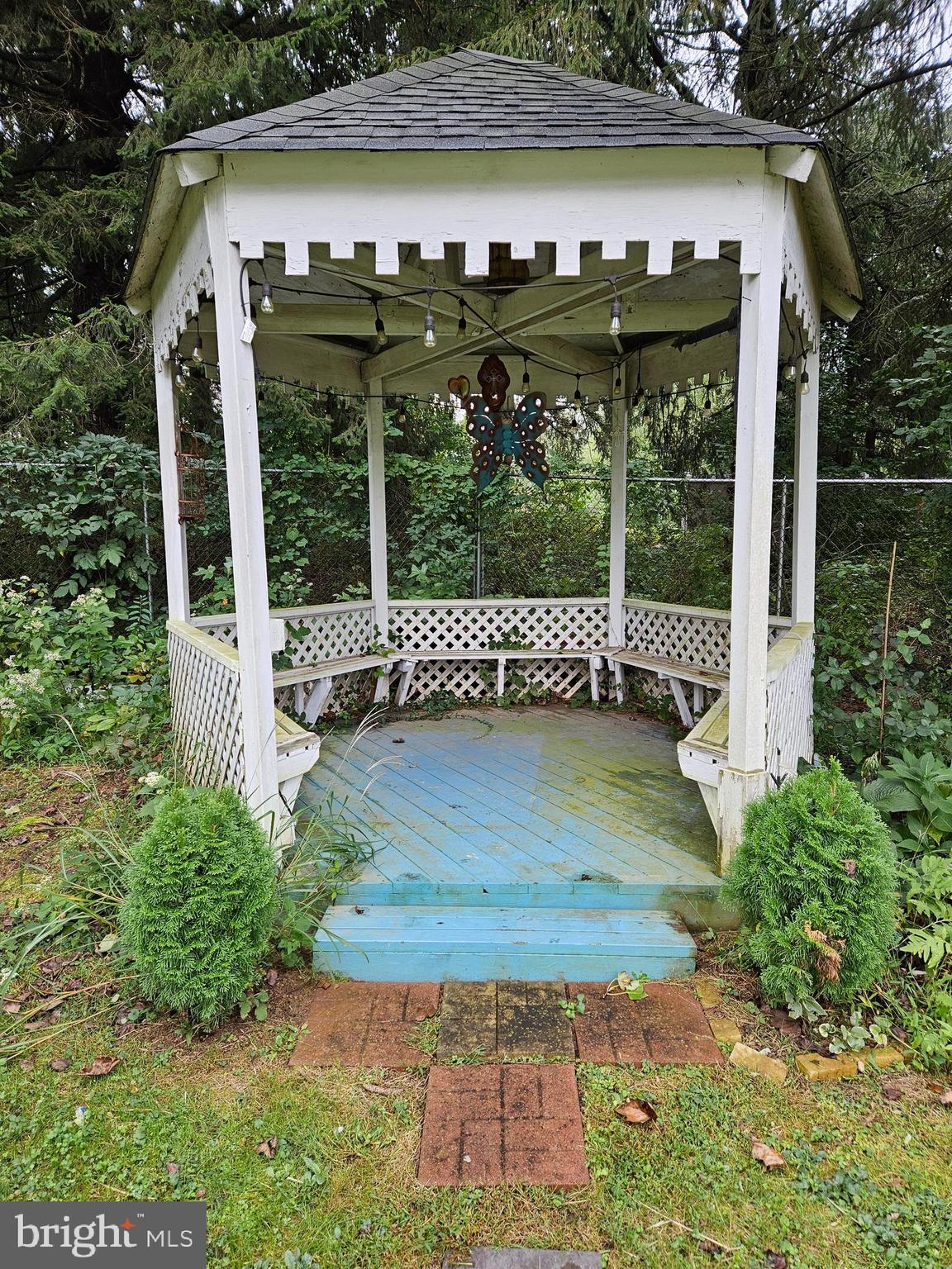 18 Ravine Road Ewing, NJ 08628 - Photo 9 of 28 Gazebo