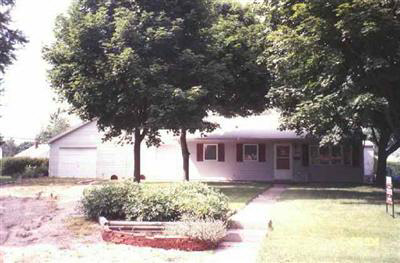 245 Park Place Decatur, IN 46733 - Photo 1 of 3