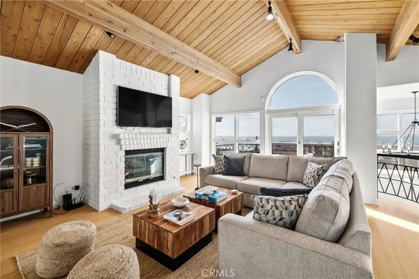 $15,950 | 4104 Highland Avenue, Manhattan Beach, CA 90266