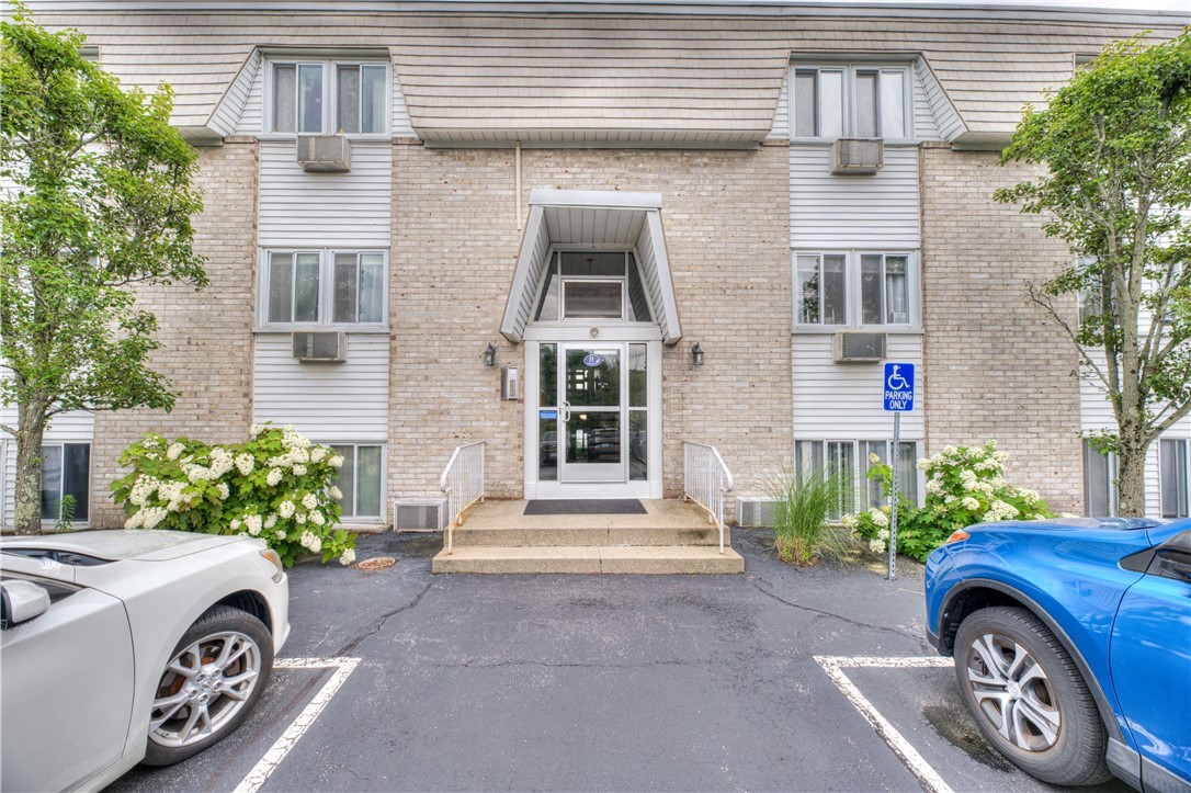 4430 Post Road, Unit B18 Warwick, RI 02818 - Photo 2 of 26