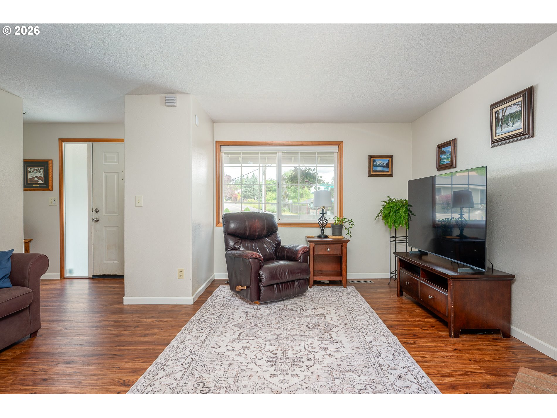 11240 Southeast Cranberry Loop Clackamas, OR 97015 - Photo 6 of 48